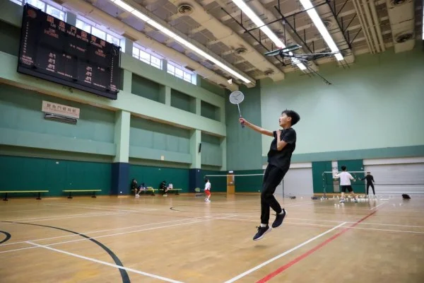 badminton tournament court